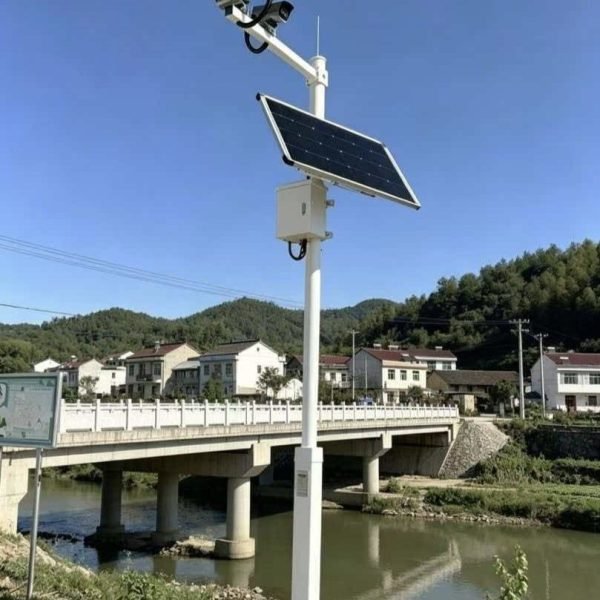 S series solar kit with PTZ camera on bridge